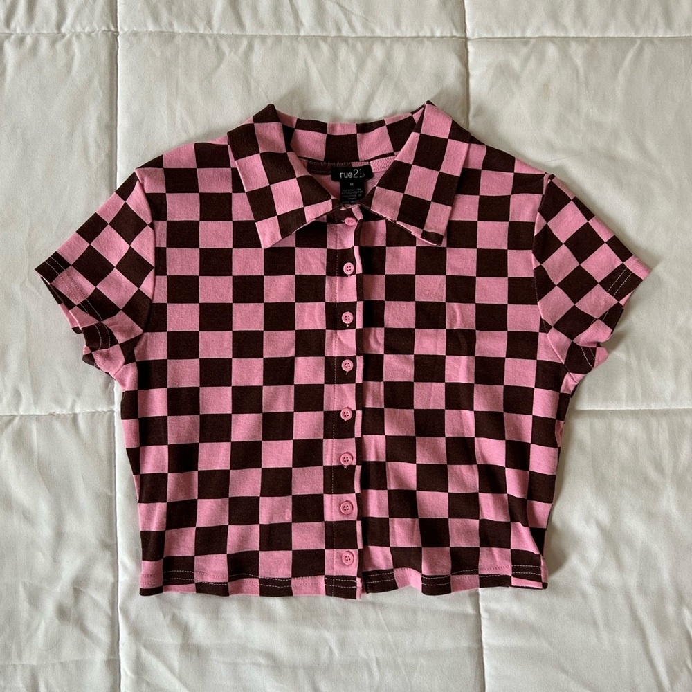 Rue21 Pink and Brown Checkered Short Sleeve Button-Up Crop Top with Collar